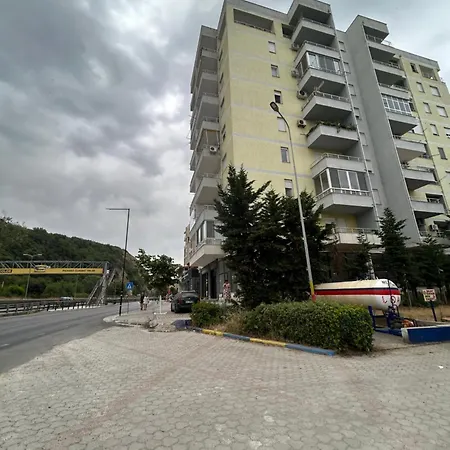 Apartament Shkembi Kavajes *