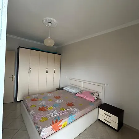 Apartament Shkembi Kavajes Appartamento *