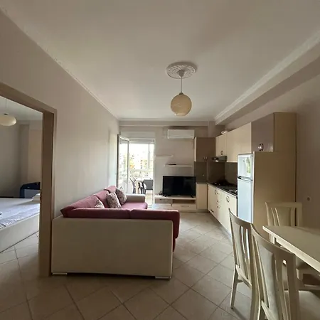Appartamento Apartament Shkembi Kavajes