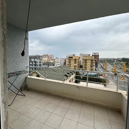 Apartament Shkembi Kavajes Appartamento